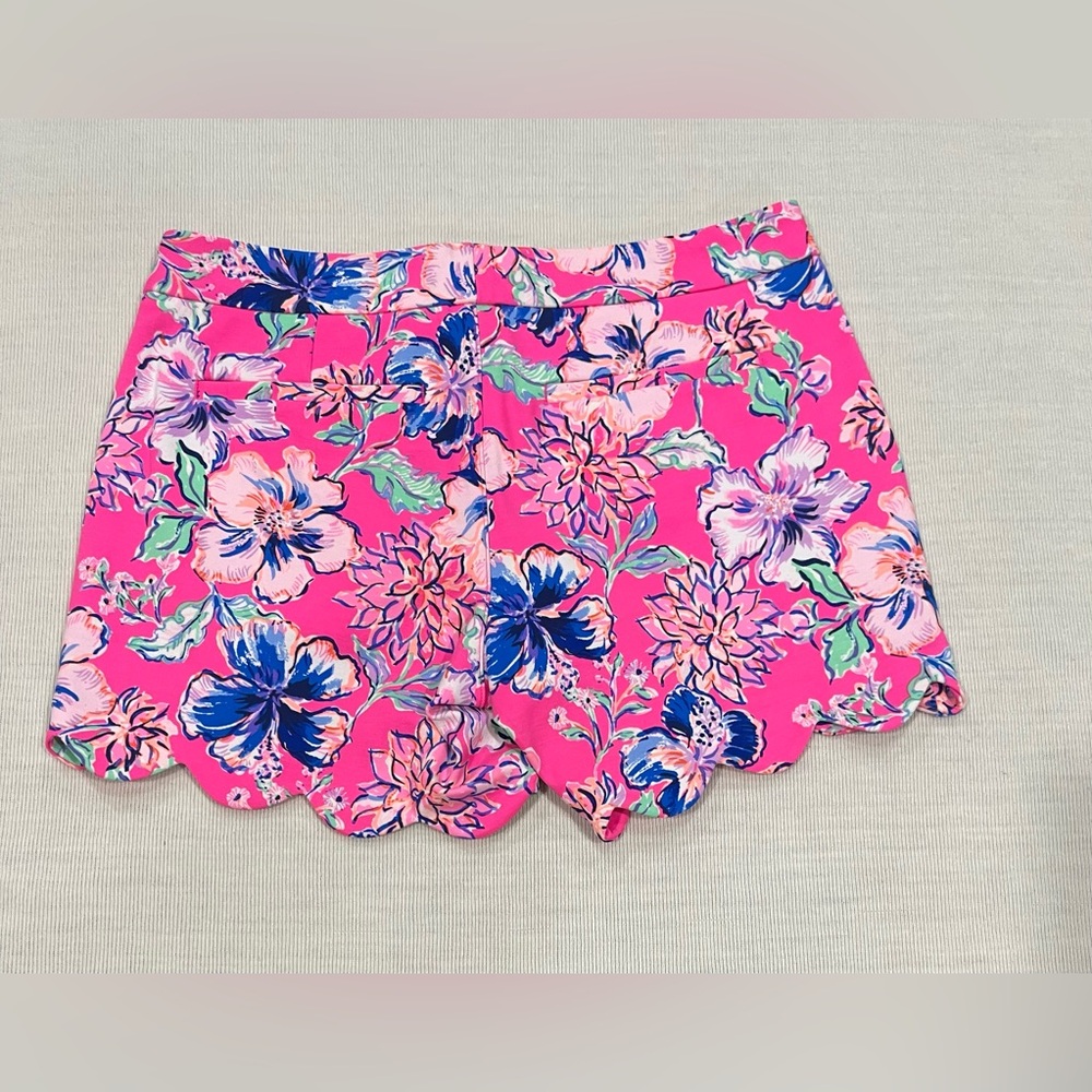 Lilly Pulitzer "Last Bud Not Least" Buttercup Knit Scallop 5” Shorts Size 2 - Picture 2 of 6